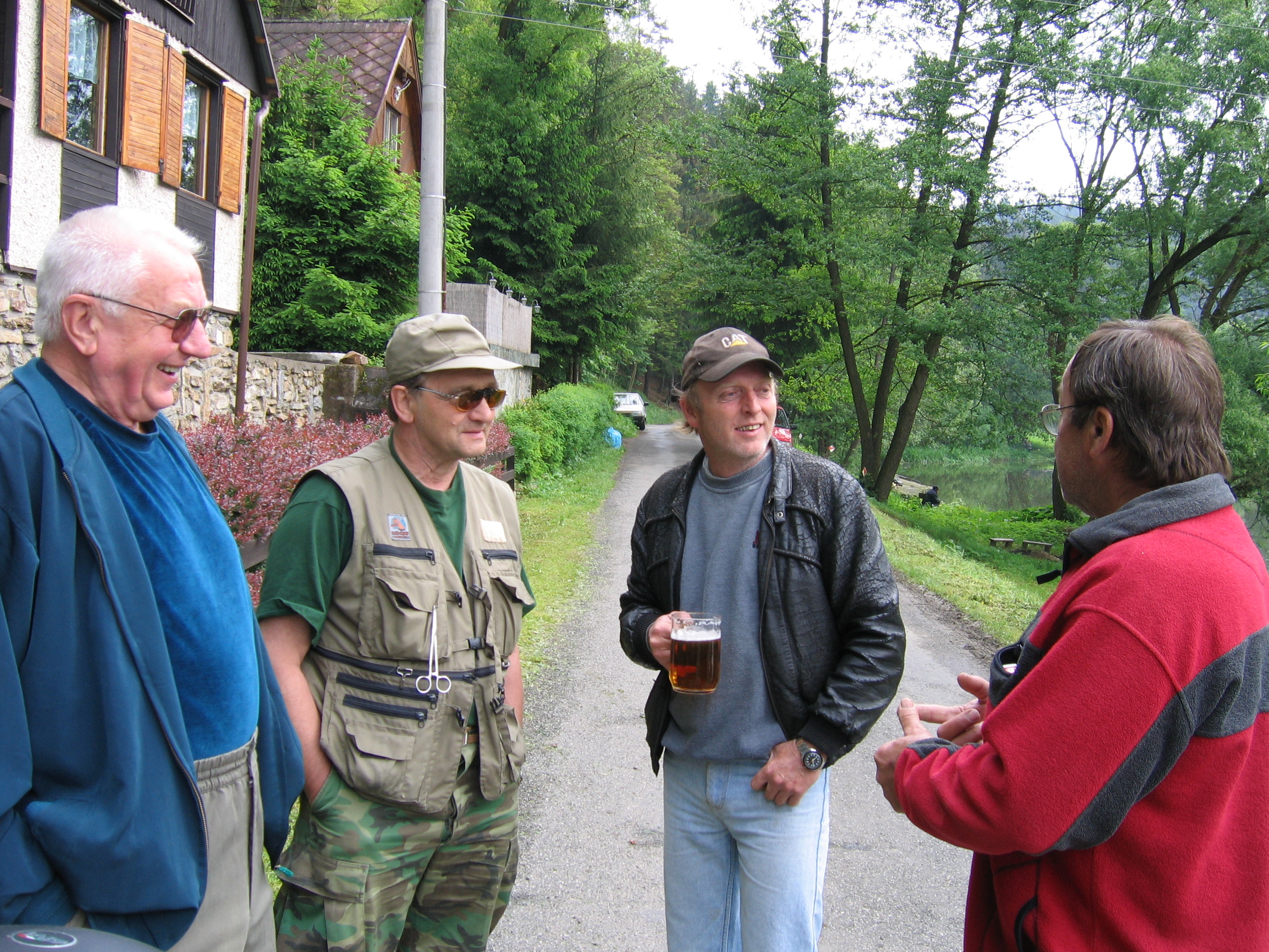 Rybářské závody 2008 019.jpg