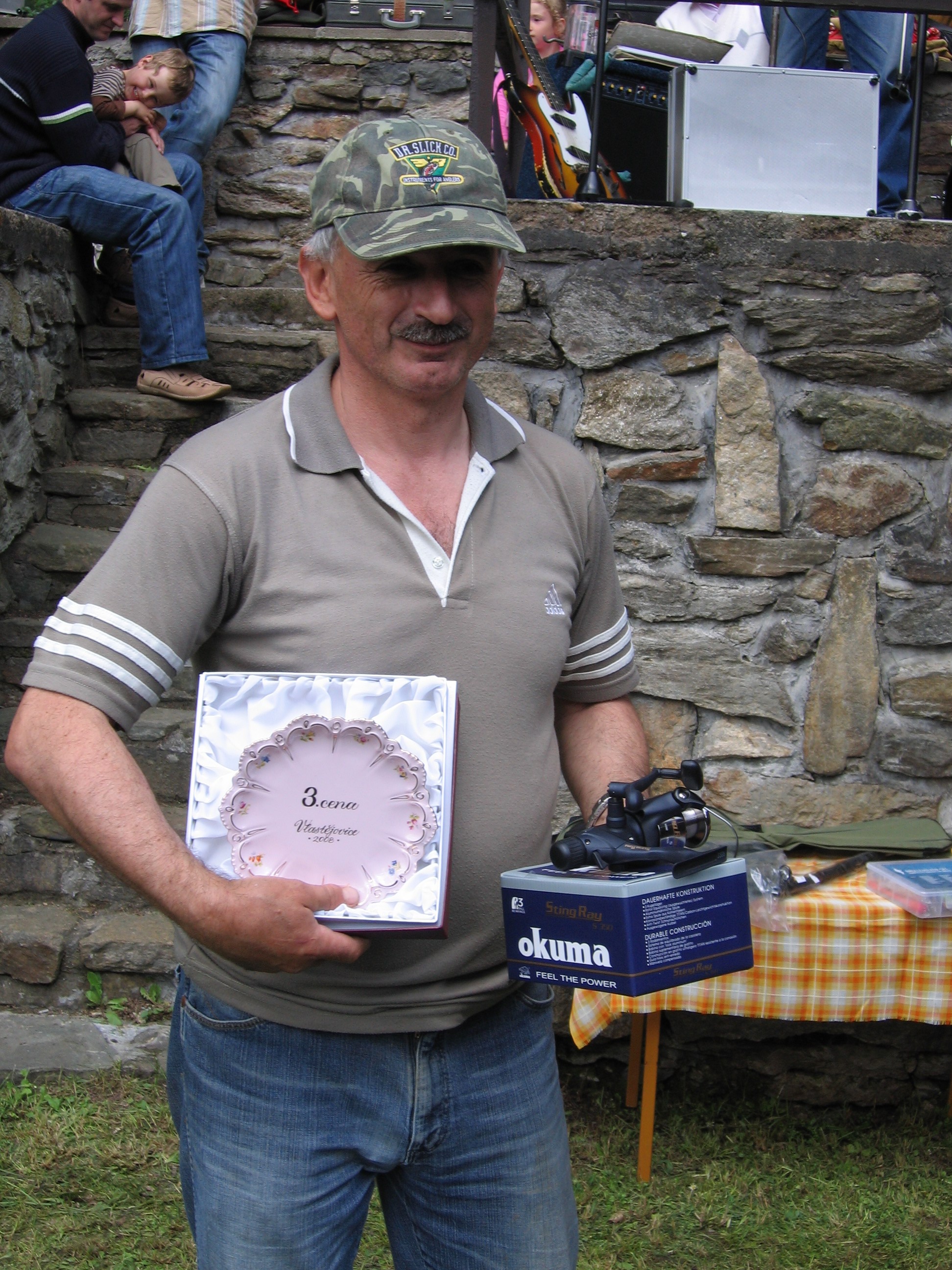 Rybářské závody 2008 043.jpg