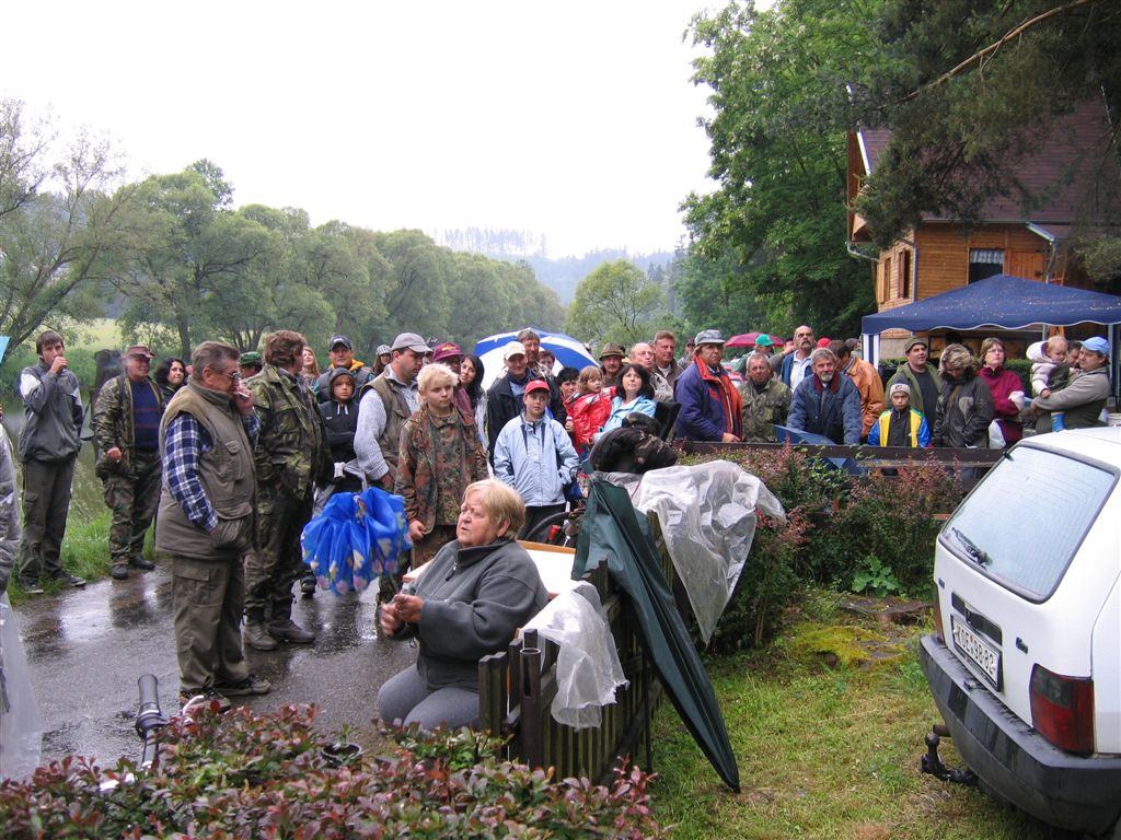 Rybářské závody 2009 024.jpg