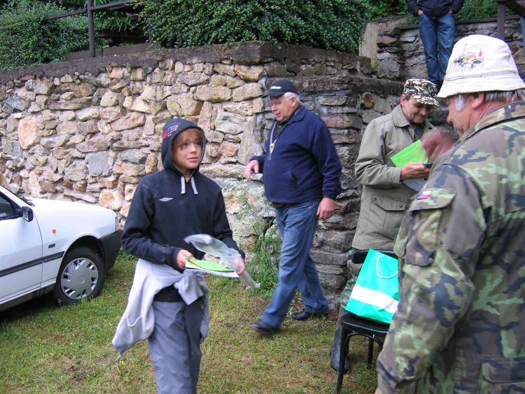 Rybářské závody 2009 025.jpg