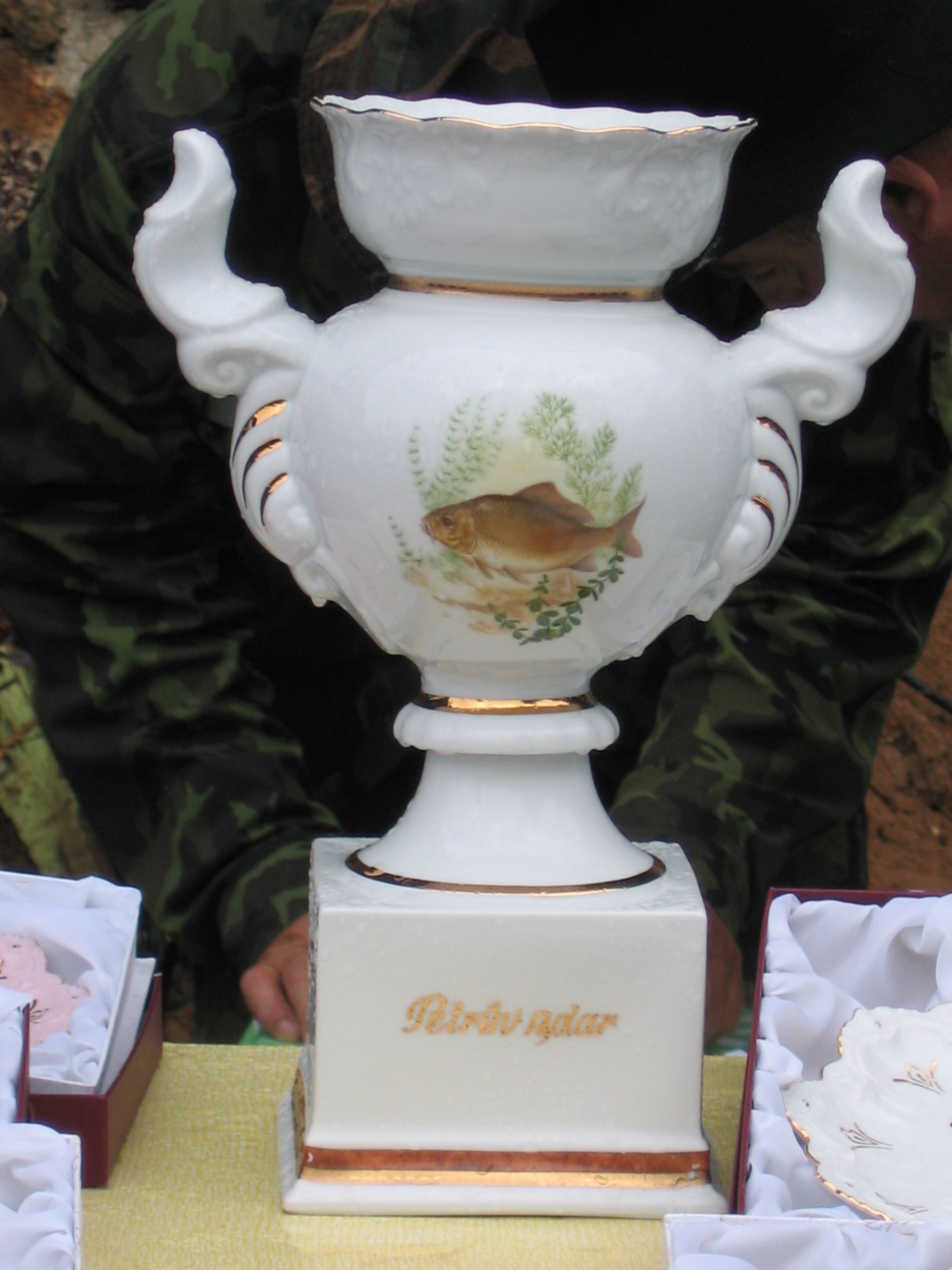 Rybářské závody 2005 019.jpg